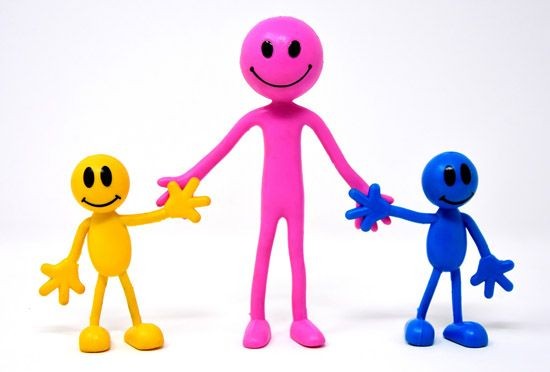 Drei Bunte Figuren