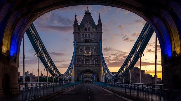 London bridge bei Sonnenuntergang