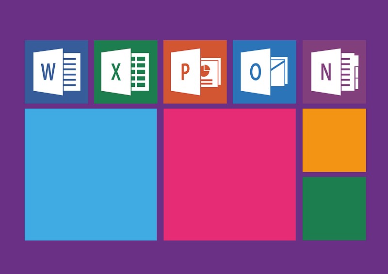Office Symbole auf einem lila Hintergrund unter den Symbolen sind noch 4 bunte Vierecke
