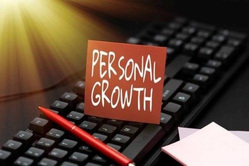 PC Tastatur mit Stift und Schild Personal Growth