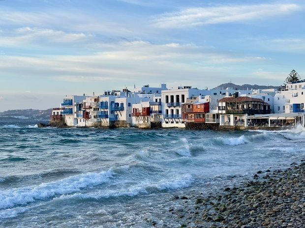 Meer und H&auml;user in Mykonos, Griechenland